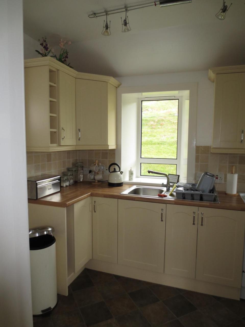 Harris White Cottage Rodel Exterior photo